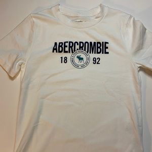 Short sleeve t shirt